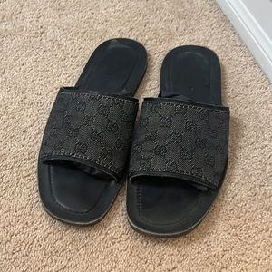 GUCCI men’s denim GG slides sandals